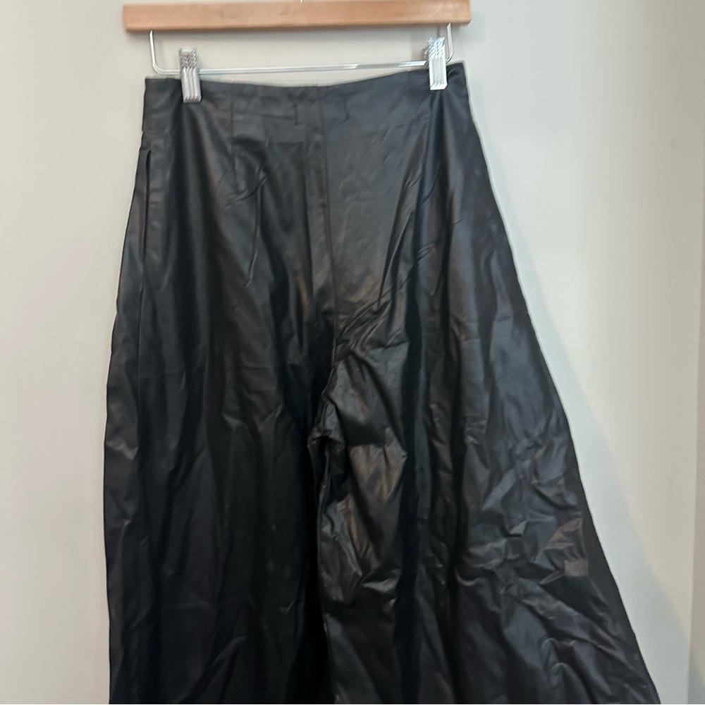 Everleigh Brooks Black Faux Leather Wide-Leg Pants Y2K Baddie Chic Size Small - Picture 4 of 10